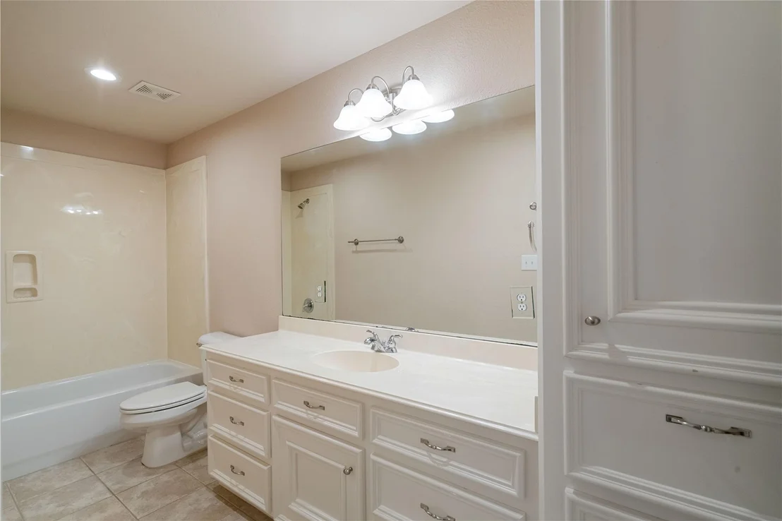 Photo of 28930 Reserve Bend Drive