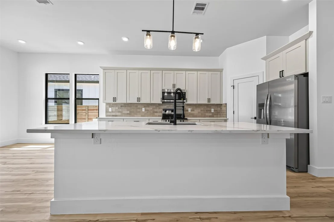 Photo of 1424 Flamingo Street