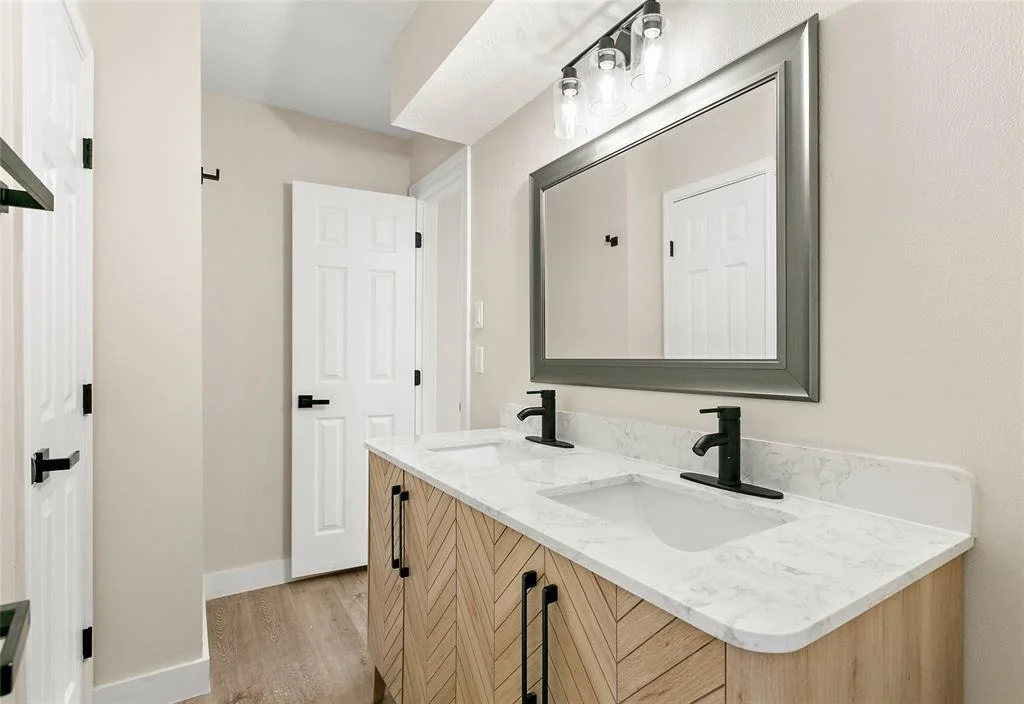 Photo of 17819 Forest Park Lane