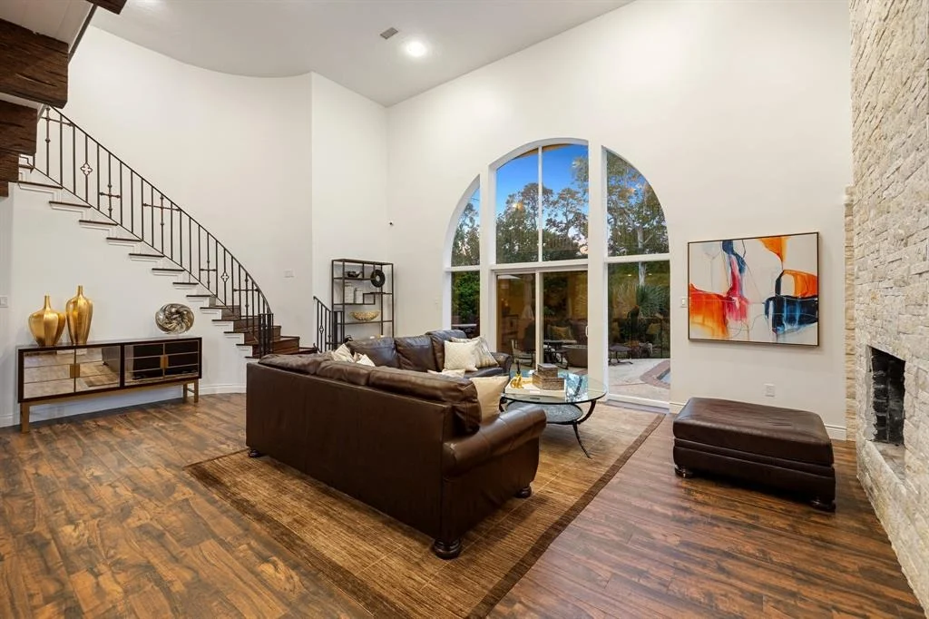 Photo of 2 Warrenton Drive