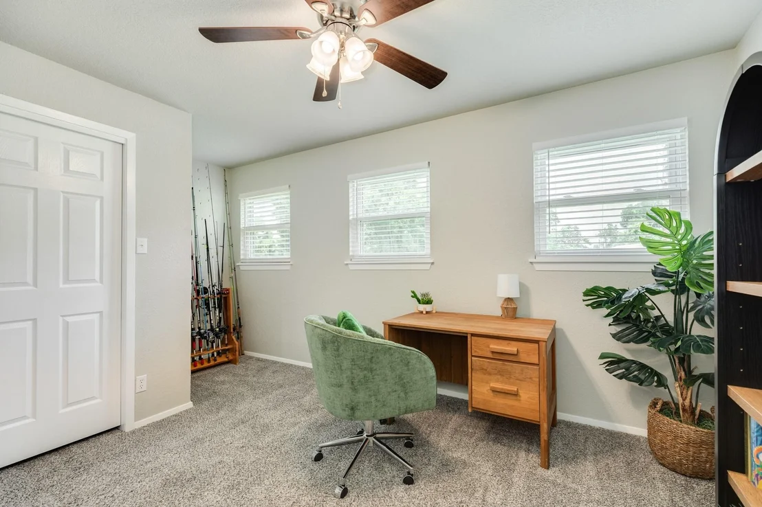 Photo of 811 Loggins Drive
