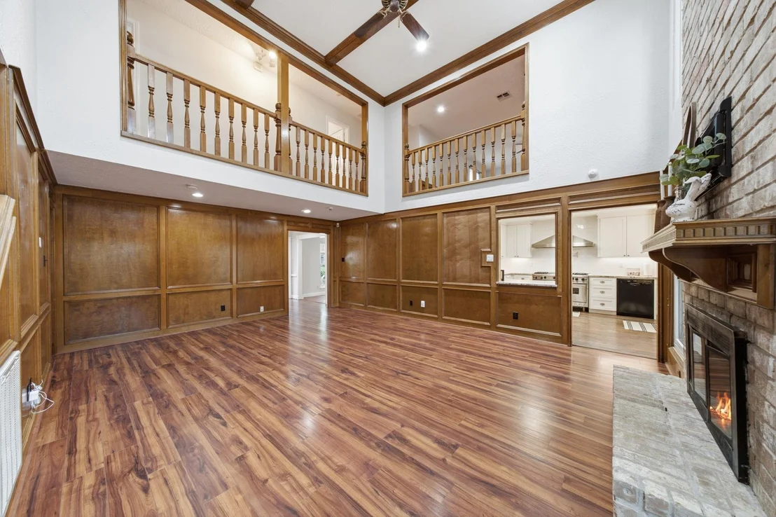 Photo of 12030 Laneview Drive