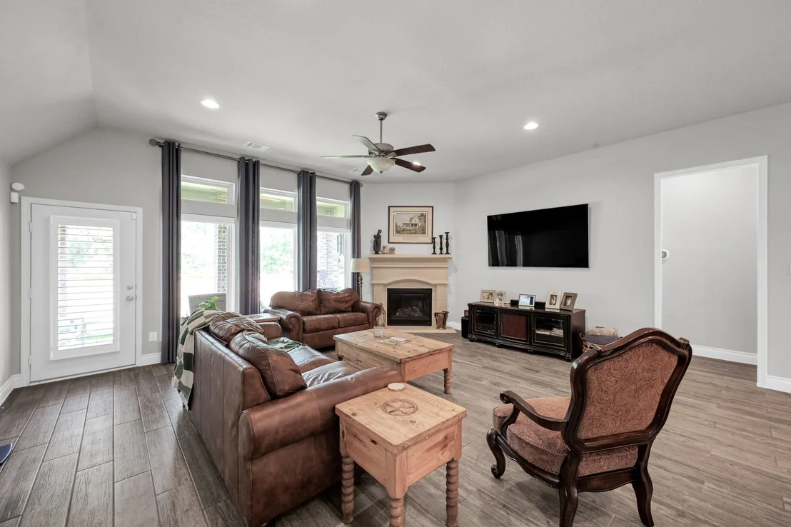 Photo of 147 Del Carmen Drive