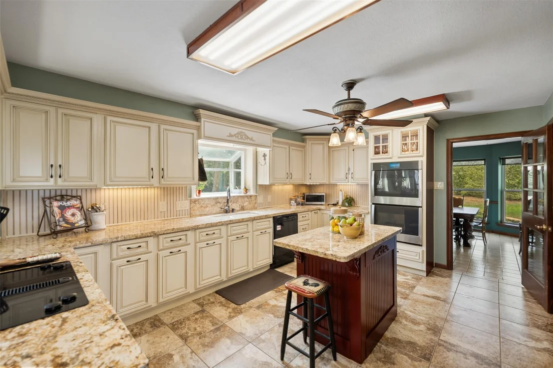 Photo of 25948 Nelson Road