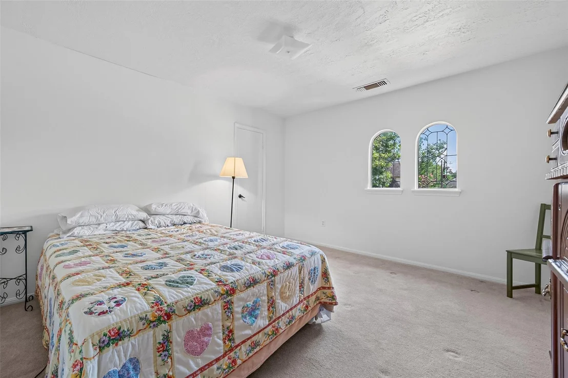 Photo of 18715 White Candle Drive