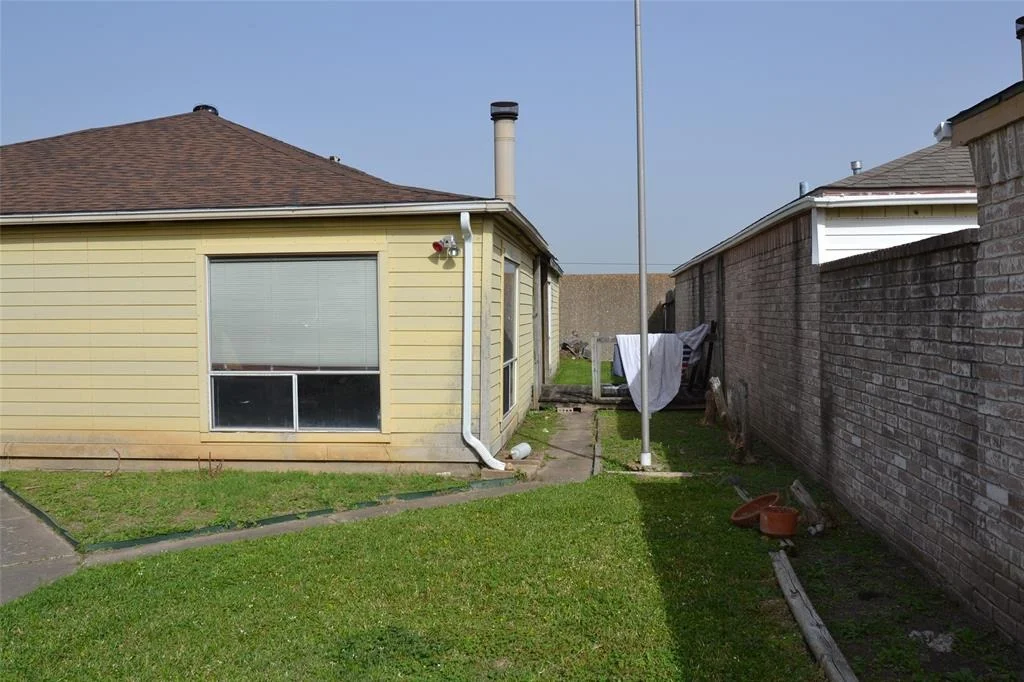 Photo of 16046 Highlander Drive