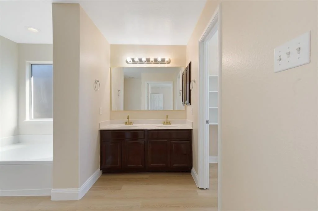 Photo of 21518 Amesbury Meadow Lane