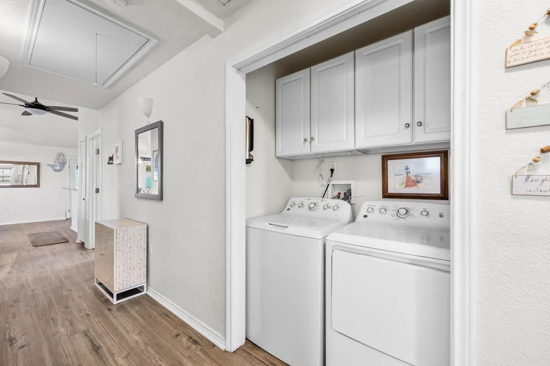 Photo of 125 Bay Avenue