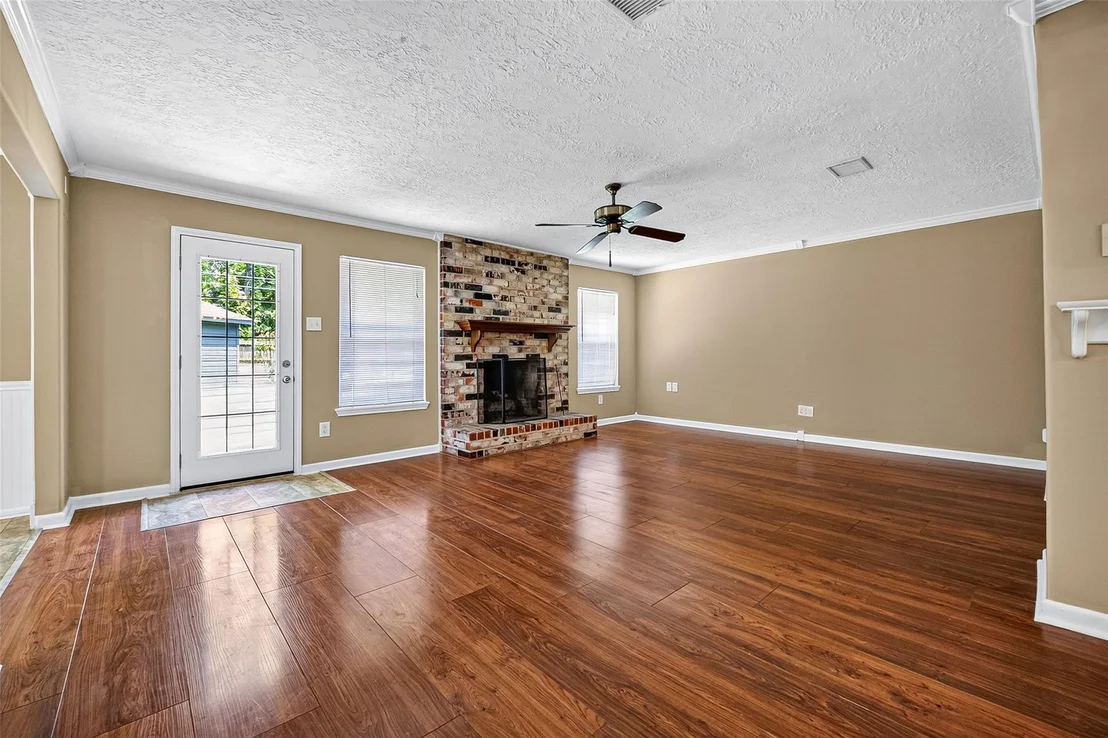 Photo of 560 Savannah Park