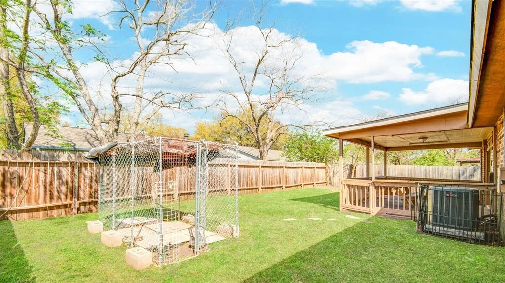 Photo of 6839 Tara Drive