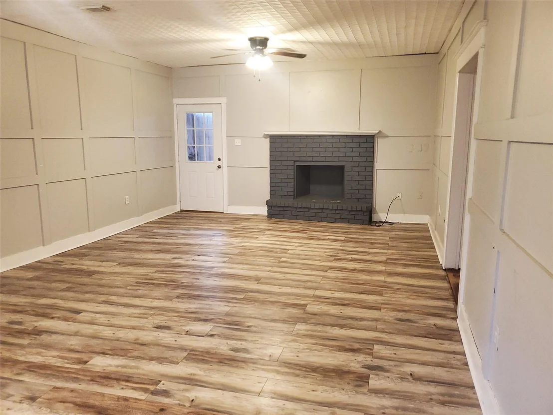Photo of 1233 Caldwell Road
