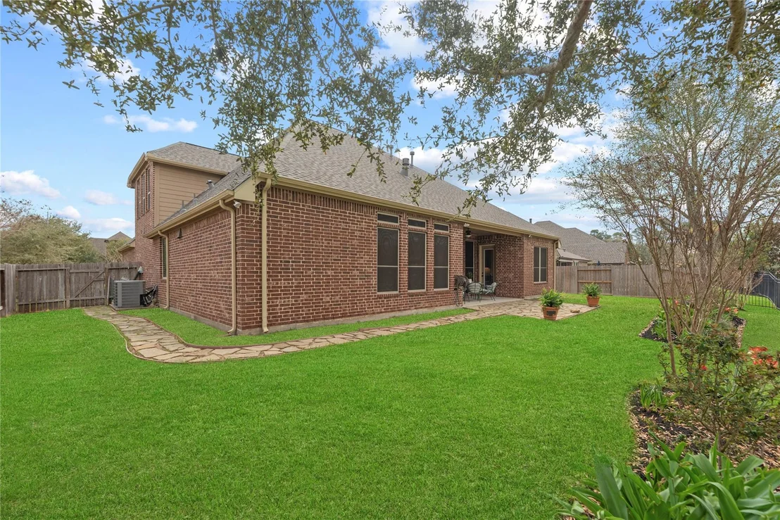 Photo of 5811 Green Meadows Lane