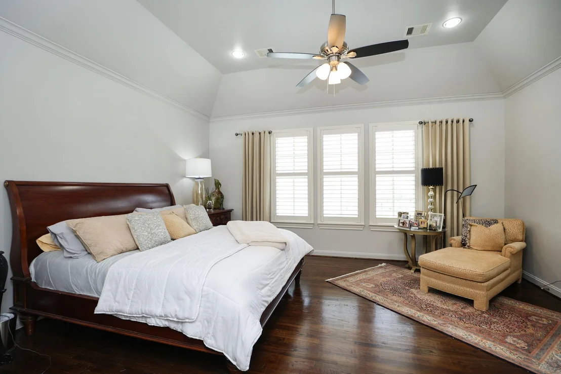 Photo of 10901 Upland Park