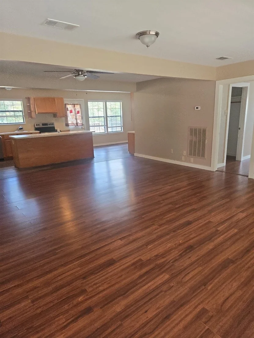 Photo of 20943 Forestview Drive