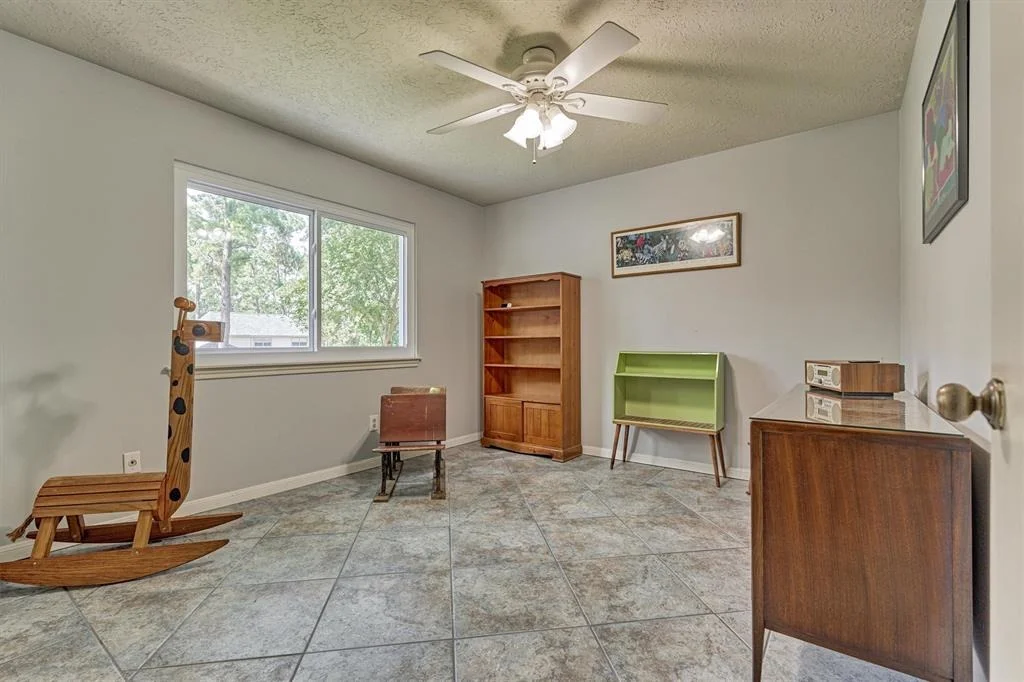 Photo of 6314 Knollview Drive