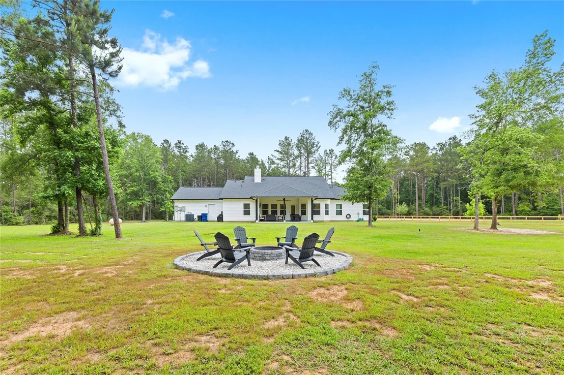 Photo of 21202 Peach Bend