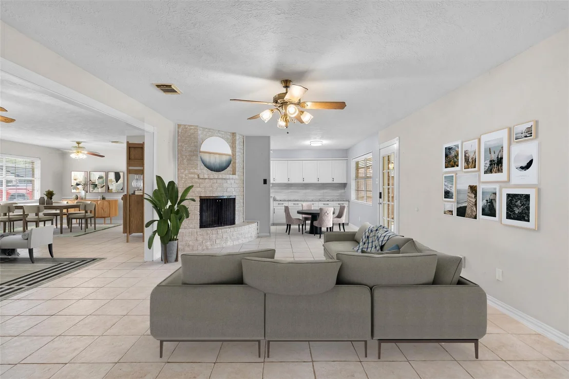 Photo of 1102 Brenda Drive