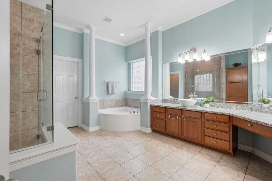 Photo of 30307 Aldine Westfield Road