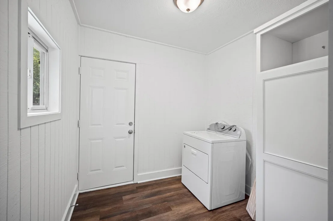 Photo of 909 King Street