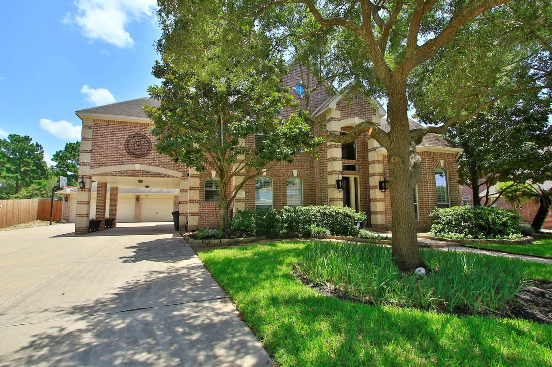 Photo of 17331 Fairgrove Park Drive