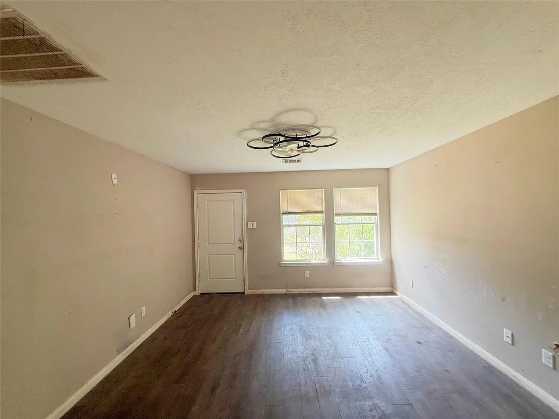 Photo of 15028 Austin Road