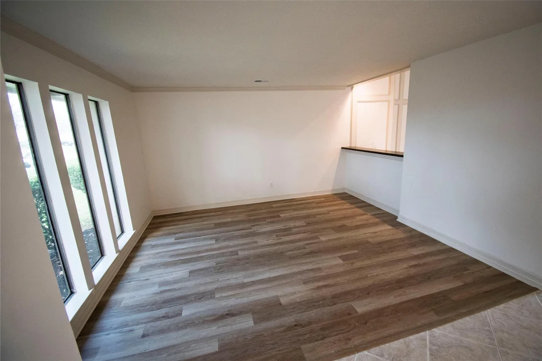 Photo of 14811 Delbarton Drive
