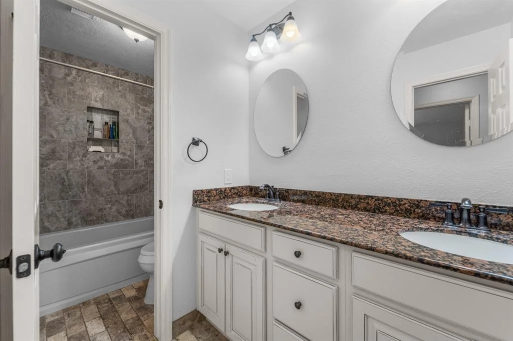 Photo of 1722 Brook Grove Drive