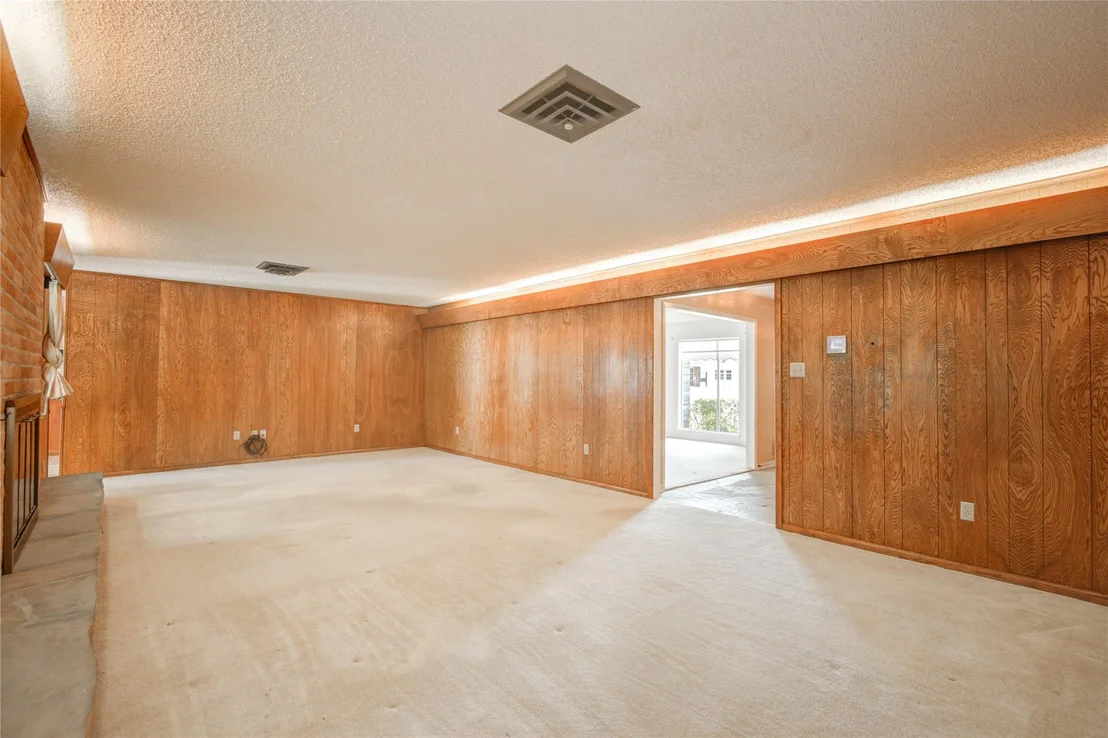Photo of 114 Post Oak Road