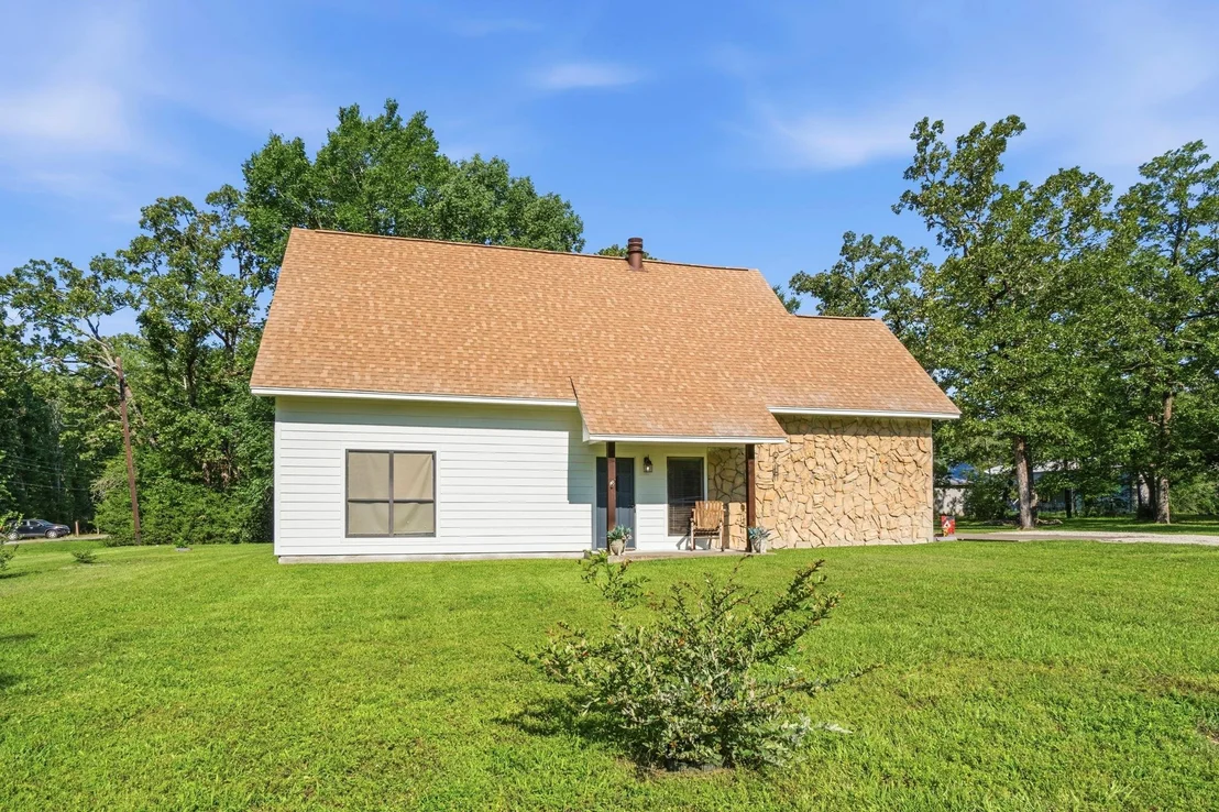 Photo of 109 Pine Needle Street