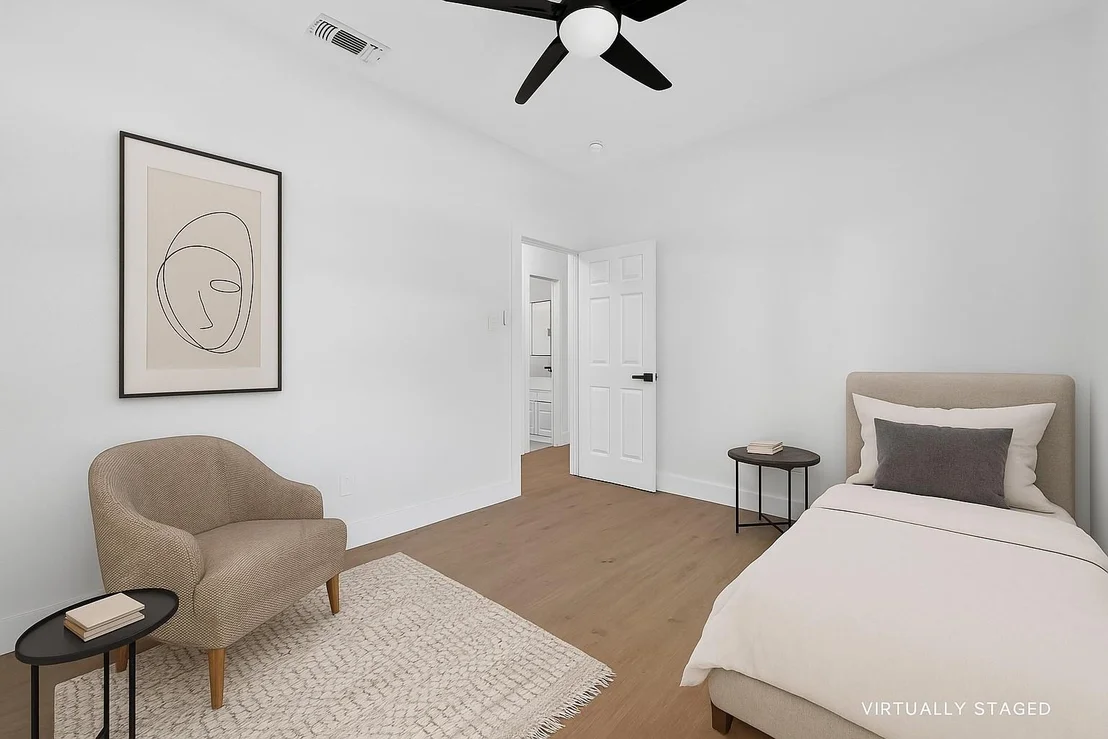 Photo of 300 Fawn Lane