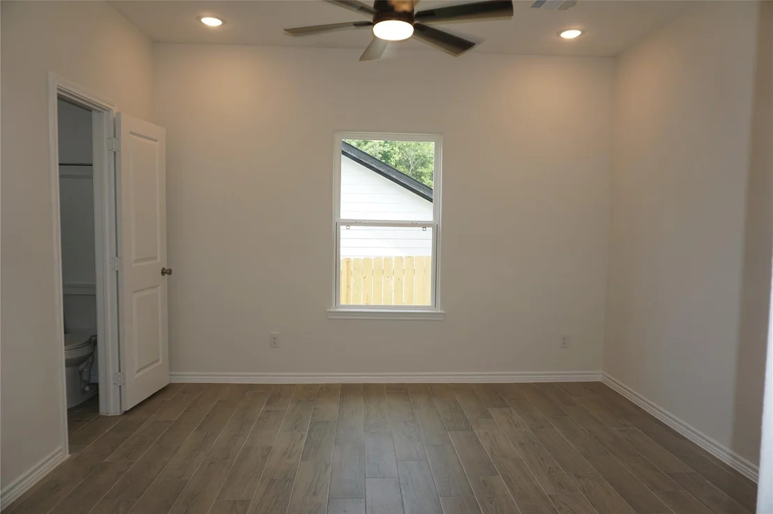 Photo of 9763 Blackgum Street
