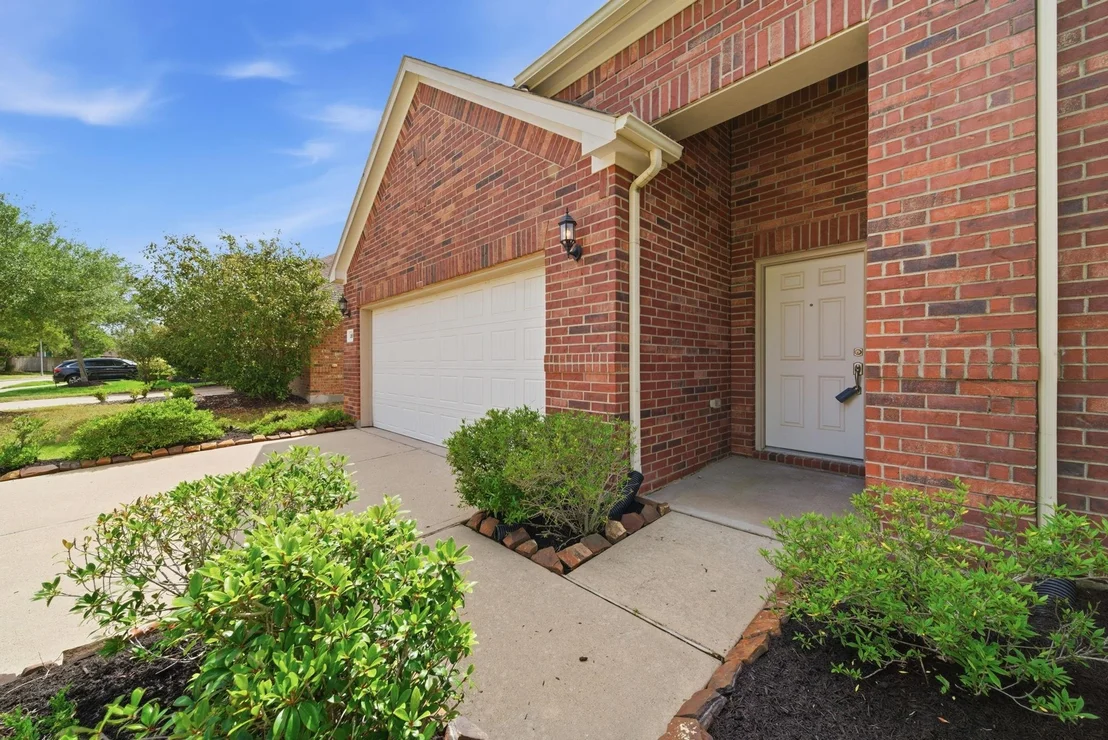 Photo of 28535 Pleasant Forest Drive