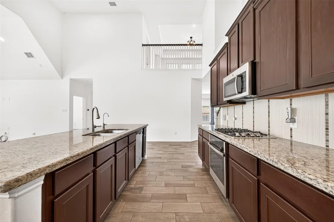 Photo of 95 Rivercove Lane