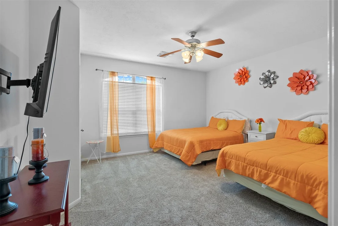 Photo of 1012 Walnut Pointe