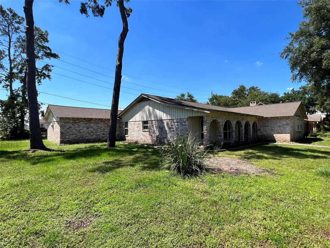 Photo of 203 Acorn Tree Court