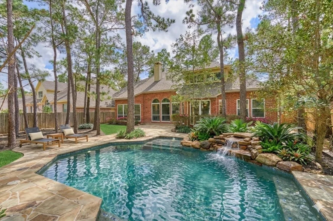 Photo of 18 Gallant Oak Place