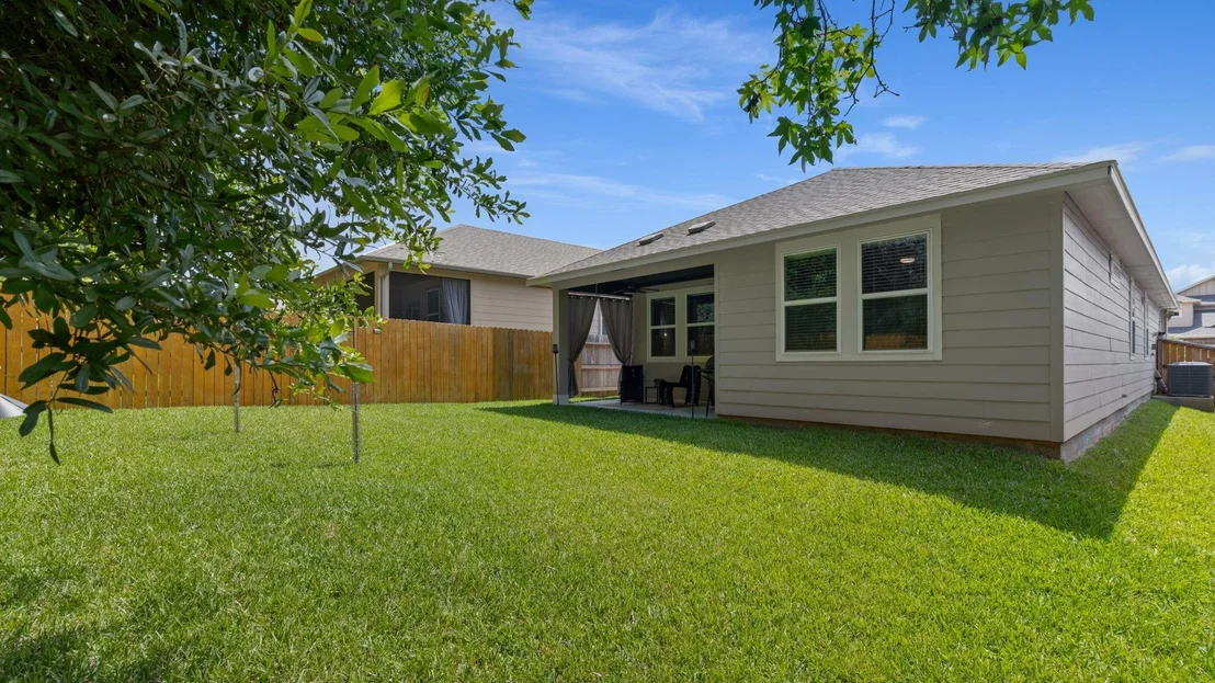 Photo of 7067 Silverleaf Oak Street