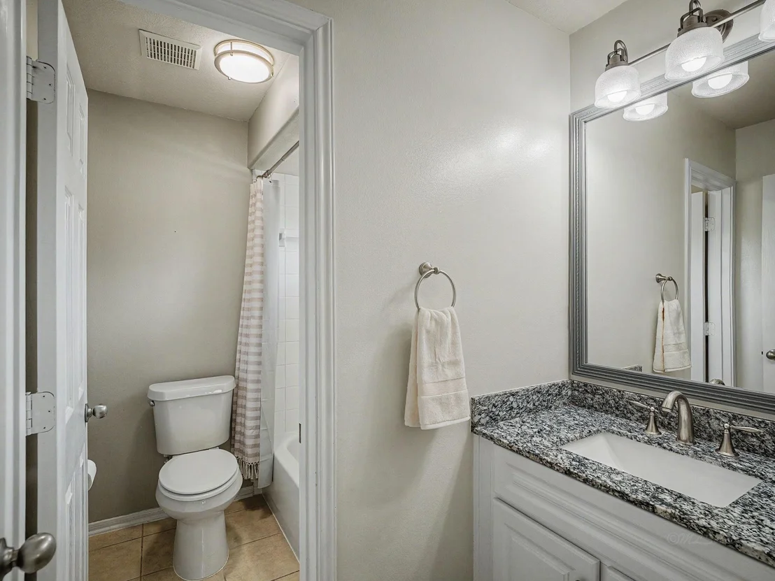 Photo of 2210 Fox Path