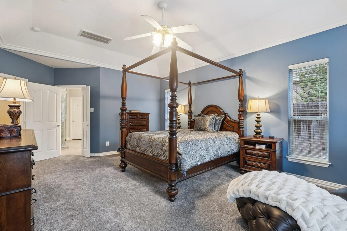 Photo of 182 N Hazelcrest Circle