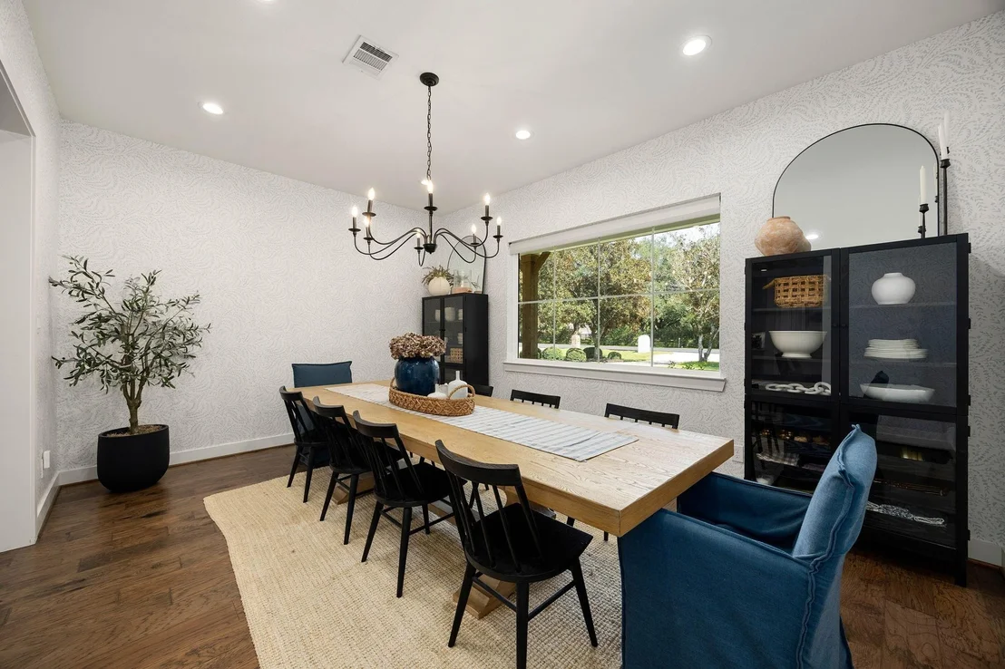 Photo of 3008 S Saddlebrook Lane