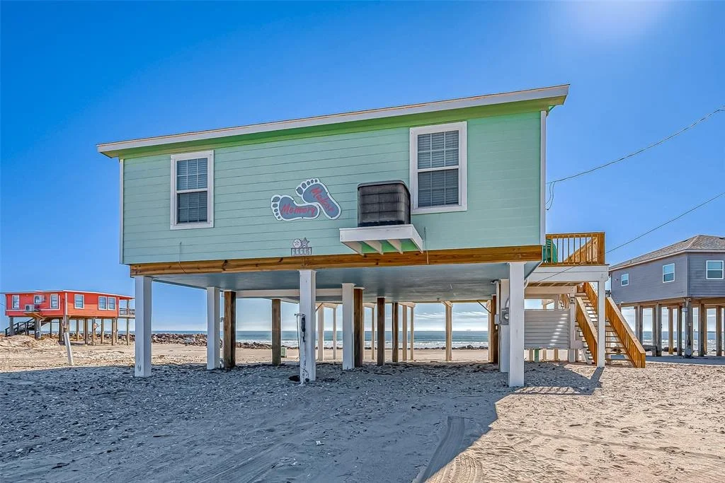 Photo of 1115 White Cap Drive