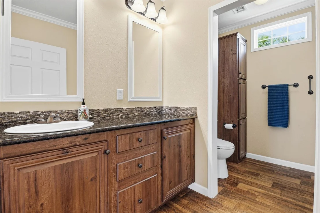 Photo of 32818 Rogers Road