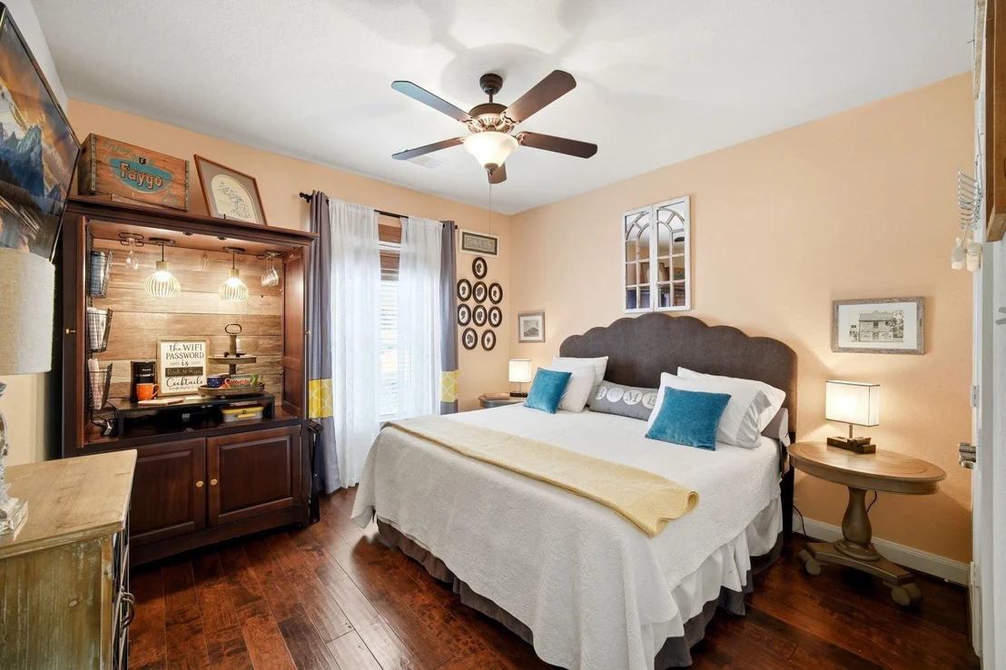Photo of 25910 Northcrest Drive