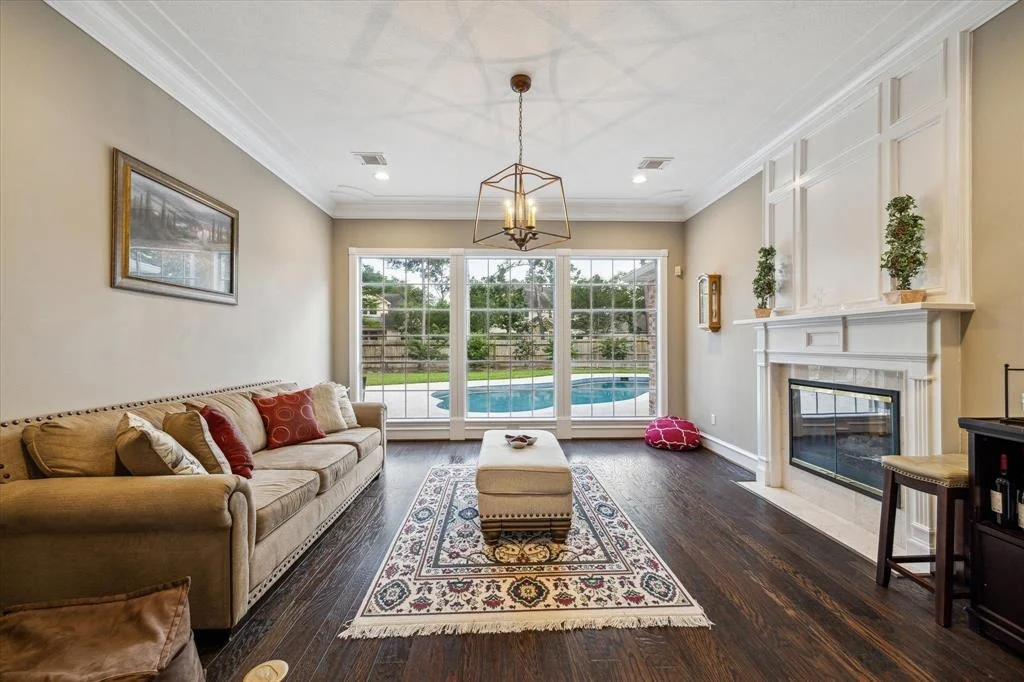 Photo of 6 Windmeadow Place
