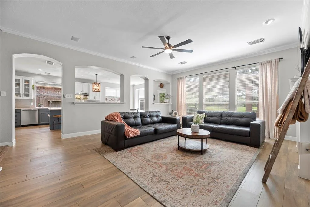Photo of 6046 Whispering Lakes Drive