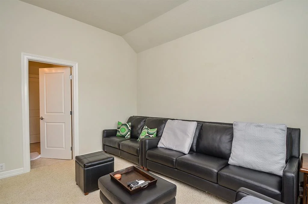 Photo of 16610 Saco River Way