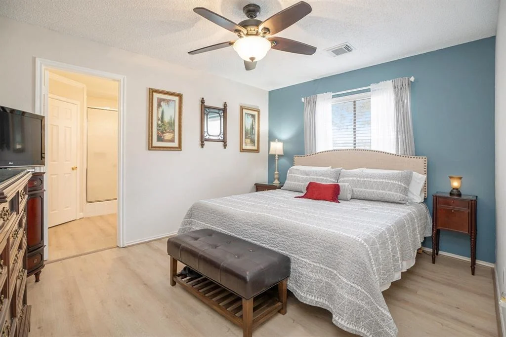 Photo of 910 Postwood Lane