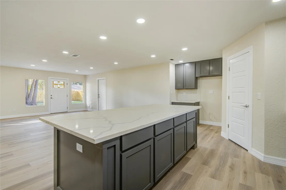 Photo of 3416 Walnut Drive