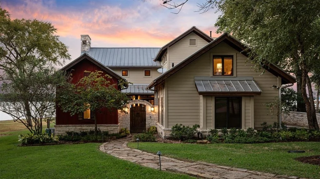 Photo of 16480 Hunters Trail