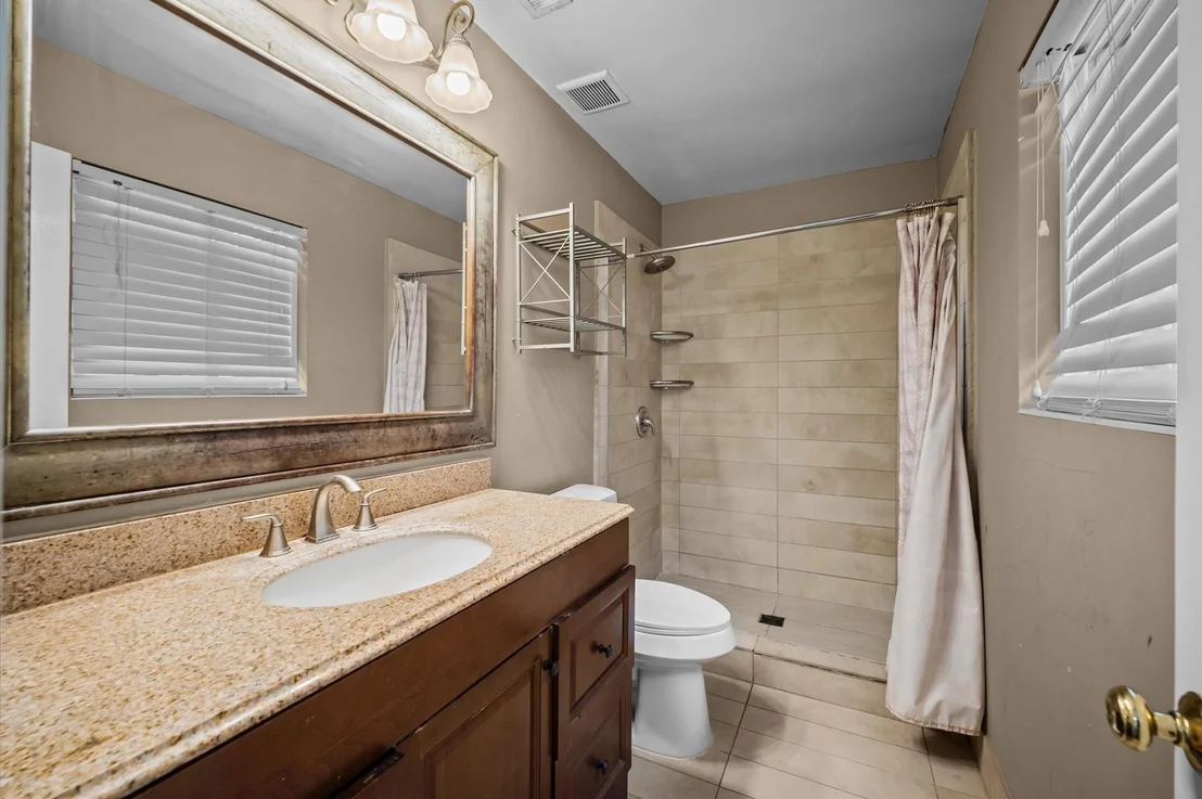 Photo of 1322 Saddle Rock Drive